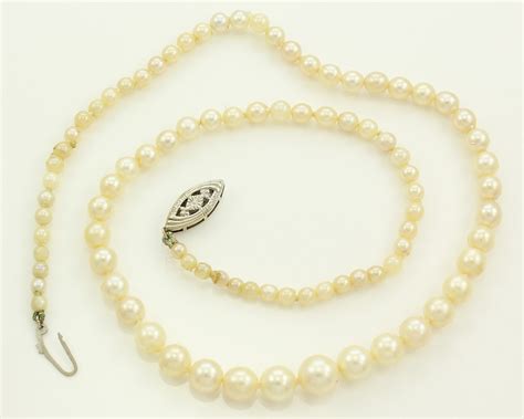 Vintage Graduated Cultured Akoya Pearl Necklace 15 Inch Strand Of Pearls Estate Jewelry