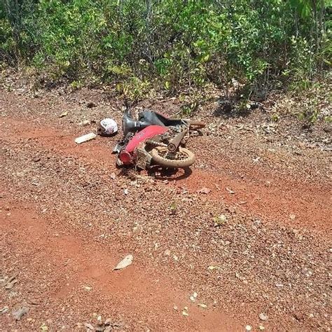 Mulher é encontrada morta ao lado de moto em estrada rural Tocantins G