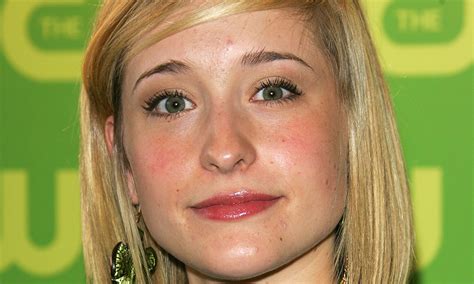 Smallville’s Allison Mack Allegedly Involved In Sex Cult Thought To Be Second In Command