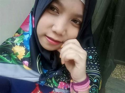 Pin Oleh Memanjakan Mata Pria Di Lokal Hijab Indonesian Hijab Kecantikan