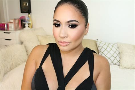 Kim Kardashian Smokey Eye Makeup Tutorial Youtube