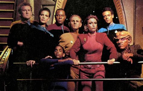 Stlv Preview Discovery And Ds9 To Take Center Stage At Star Trek Las