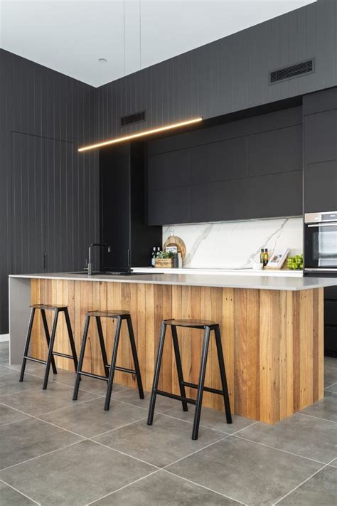 The Interior Design Aesthetic For This Kitchen Was Sleek And Modern A