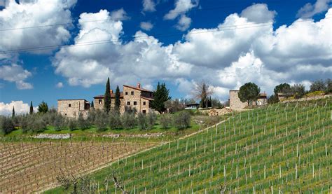 Tuscan Hamlet In The Heart Of The Authentic Tuscan Countryside