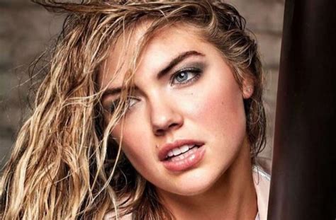 20 jaw dropping hot photos of kate upton the day made