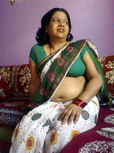 Ammi Ko Chudwaya Paise Lekar Crazy Sex Story Desikahaniclub