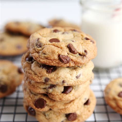 BEST CHOCOLATE CHIP COOKIE RECIPE EVER