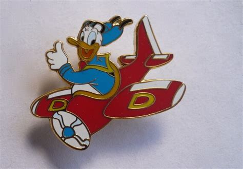 Vintage Donald Duck Lapel Pinbrooch By Myotherfootslaughing