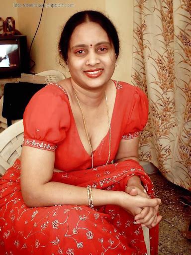 super hot indian aunty stills hd latest tamil actress telugu actress movies actor images