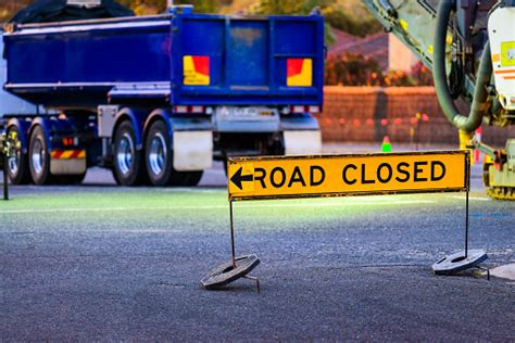 Road Closed Australian Sign Stock Photo Download Image Now Istock