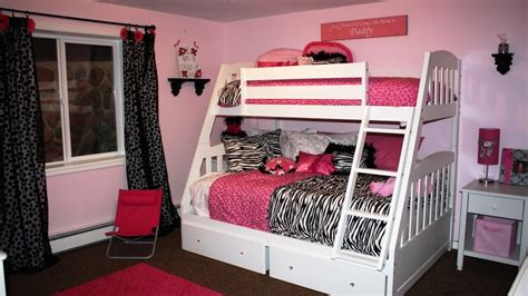 Girls Bedroom With Bunk Beds
