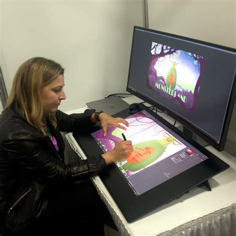 Dells Tablet Display Offers A Huge Drawing Surface At A More Modest