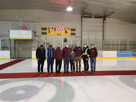 Community Spotlight New Arena Floor And Boards Installed At The Petawawa Civic Centre