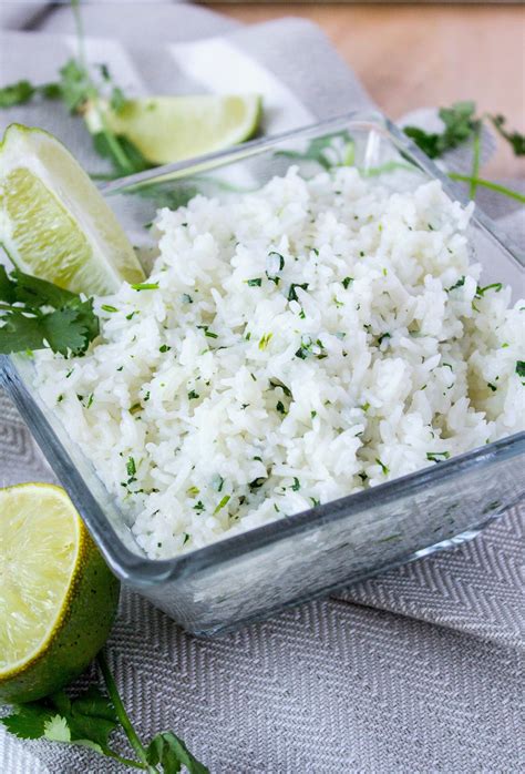 Ever wondered how they make that perfect, zesty cilantro lime rice at your favorite mexican restaurant? Cilantro Lime Rice