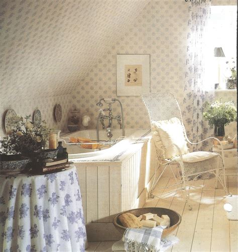 Mobile bagno retro country chic cm.153 finitura legno classico rovere noce disponibili anche in finitura legno classico rovere sbiancato patinato. Granelli di Colore Home Decor