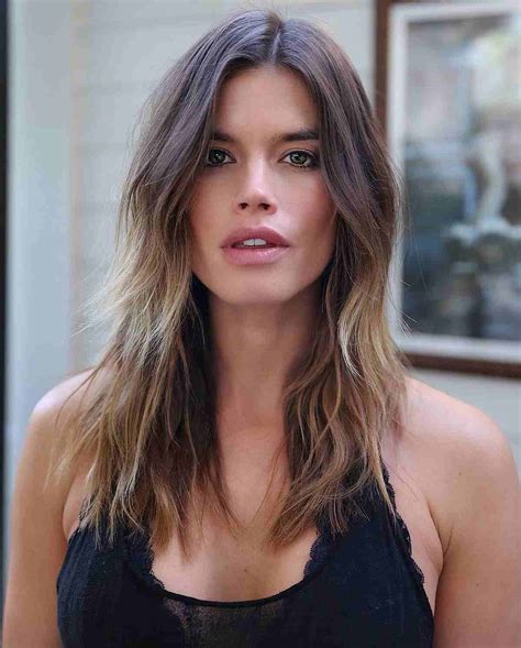 36 Hottest Medium Layered Haircuts And Hairstyles