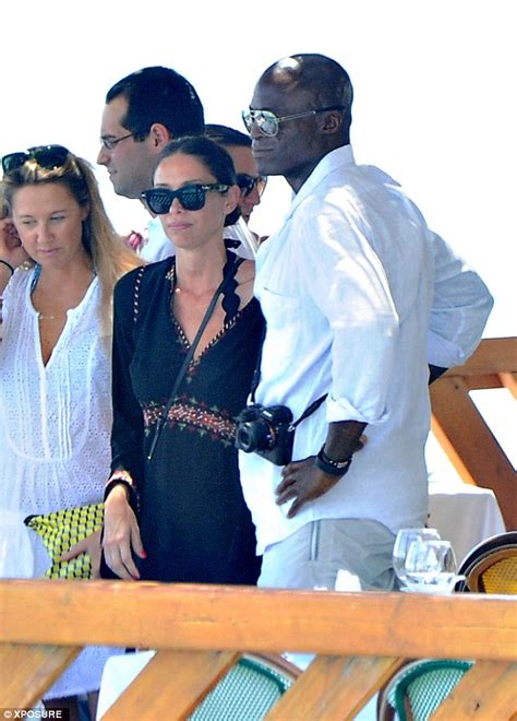 Seal And Erica Packer Snuggle Up And Share A Kiss As They Continue To Pack On The Pda During