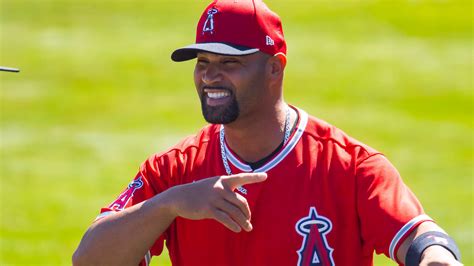 Albert Pujols Laughing Pujols 2 Hrs Passes Mays For 5th Place Angels
