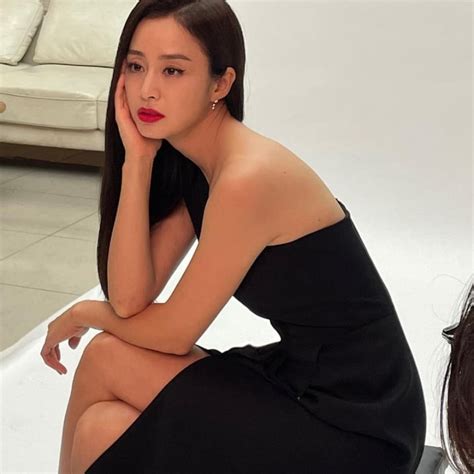 Kim Tae Hee Proves Timeless Beauty In Latest Instagram Photos Husband