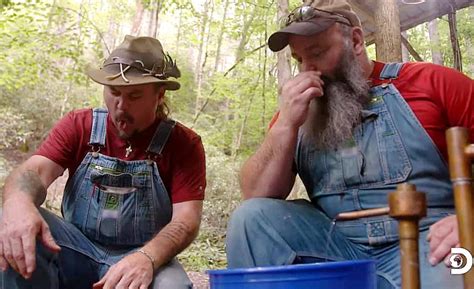 Moonshiners Exclusive Mike And Jerry Light Up 190 Proof Vapors