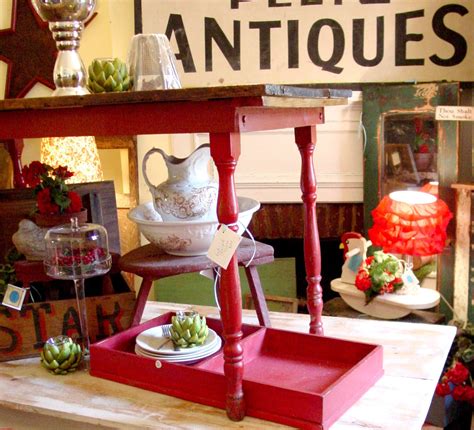 Decorating With Antiques And Collectibles Group I Antique Online