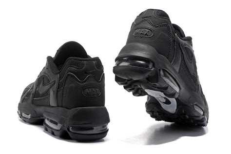 A lightweight all black nike running shoe for women and men that lives up to its name and provides traction, cushioning, and is ventilated. Nike Air Max 96 all black Men Running Shoes - Febsale