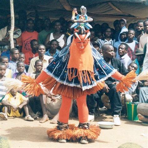 La Danse Traditionnelle Zaouli En Côte D’ivoire Proclamée Patrimoine Mondial De L’unesco