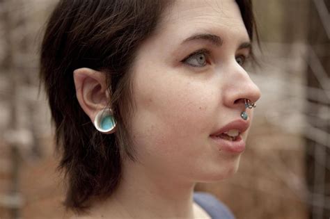 Royal Flares On Pearl Fine Silver Anodized Titanium Teal Body Jewelry Nose Ring