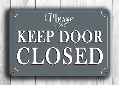 Printable Keep Door Closed Sign Printable Word Searches