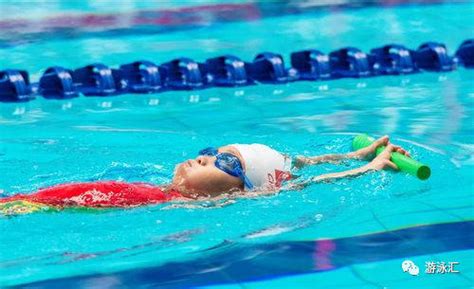 学游泳如何判断游泳教练是否靠谱？代课问题经验