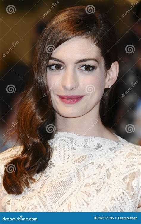 Anne Hathaway Editorial Image Image Of Anne Featureflash 26217795