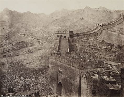 Singular Photos Capture China During The 19th Century With Images