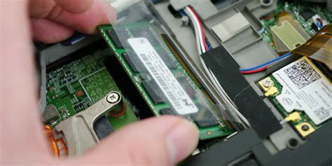 Upgrading the RAM in your laptop  Projekt Neptun Blog