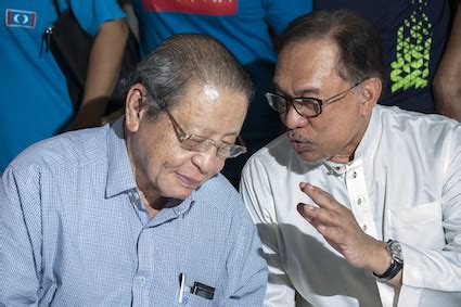 Perkara ini diumumkan ketika pembentangan bajet 2021 oleh menteri kewangan. Malaysians Must Know the TRUTH: PRIHATIN: Tak Perlu Bahas ...