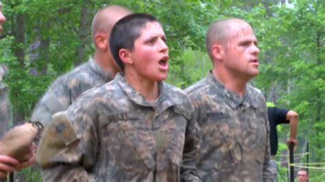 2 Women To Graduate From Army Ranger Course Cnnpolitics