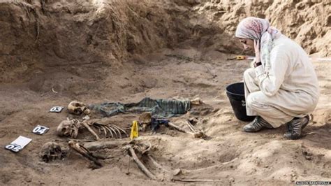 In Pictures Excavating Past Crimes In Somaliland Bbc News