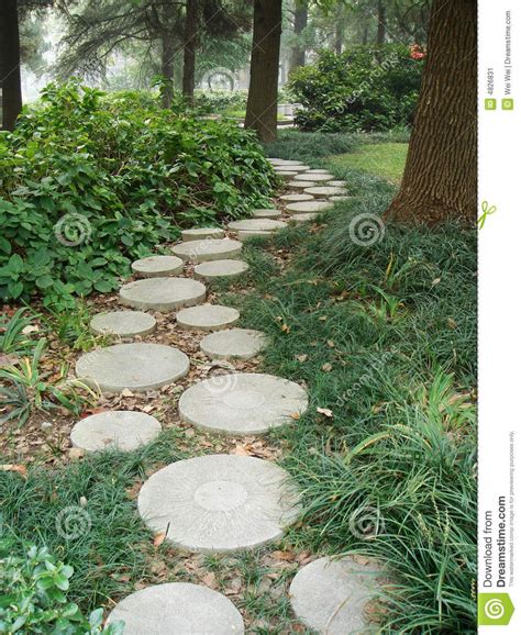 Small Garden Path Ideas Front Garden Path Stone Garden Paths Brick