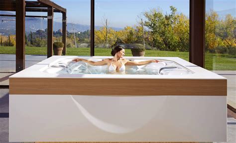 Buy Hot Tubs And Hydromassage Tubs Hot Tub Manufacturer Aquavia Spa