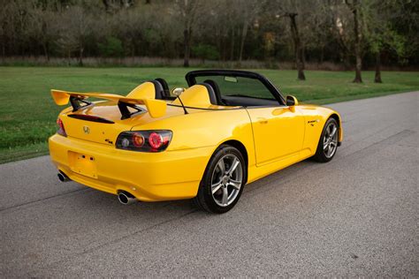 Rio Yellow Pearl 2008 Honda S2000 Cr Is Auctioned With 1300 Miles From