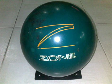 KEDAI BOWLING ONLINE: Reactive Bowling Ball Brunswick ZONE Defense 11 lbs++