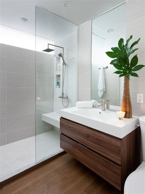 This provides the minimum space needed between the front of sink and the toilet. 15 Great Modern Bathroom Designs For Small Spaces