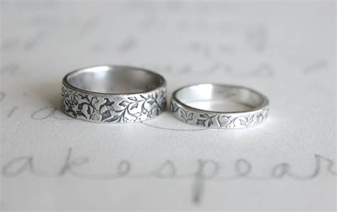 3mm platinum leaf pattern embossed wedding band. wedding band ring set . vine leaf wedding rings bands