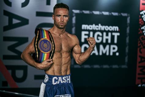 Felix Cash Blasts Out Denzel Bentley In Third Round Boxing News