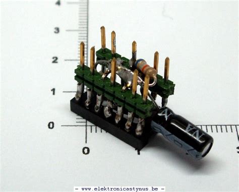 This meter esr provides the measurement of the equivalent series resistance (esr) capacitors. ESR-Meter - ElektronicaStynus