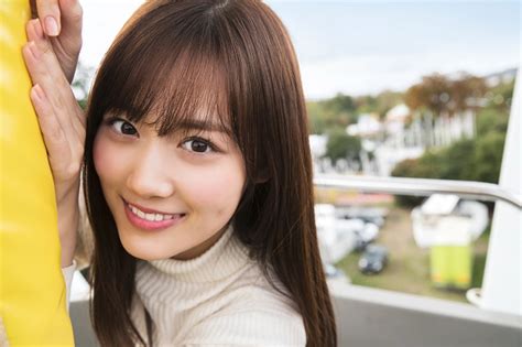 山下美月（乃木坂46）、1st写真集「忘れられない人」が発売即日重版決定。早くも累計発行部数16万部に Tower Records Online