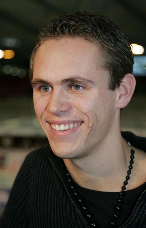 A 21 ans, nicolas n'est ni champion du monde ni champion olympique, il est entraîneur au club de. Laure Manaudou et Florent Manaudou : Qui est leur frère Ni ...