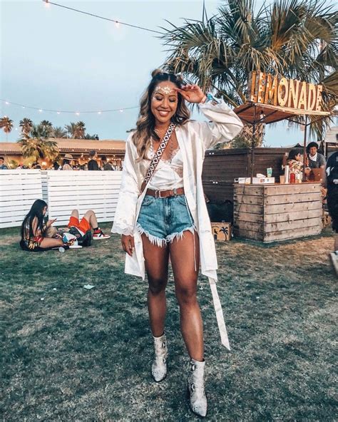 Festival Outfit Inspo In 2023 Summer Festival Outfit Coachella