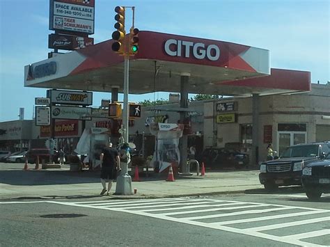 It's crispy on the outside, tender on the inside, and delicious on every side. Queens Crap: Another gas station bites the dust