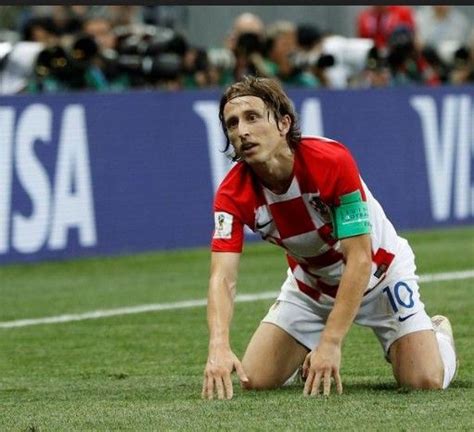 Pin By Surasith Klawwigkit On Modric Luka Modrić Modric Real Madrid