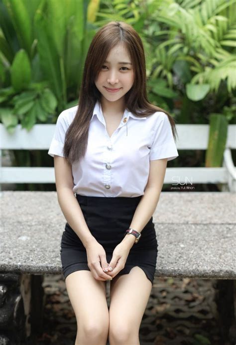 นักศึกษานุ่งสั้น น้องซัน รวบรวมสาวสวยในไทยไว้มากมาย ภาพชัดระดับ hd ผู้หญิง แฟชั่นสาวๆ